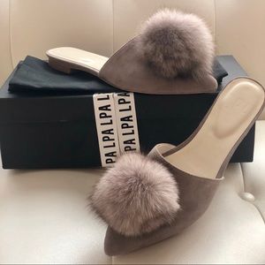 FUR POM POM SLIDES